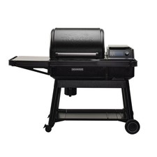 TRAEGER IRONWOOD PELLET GRILL